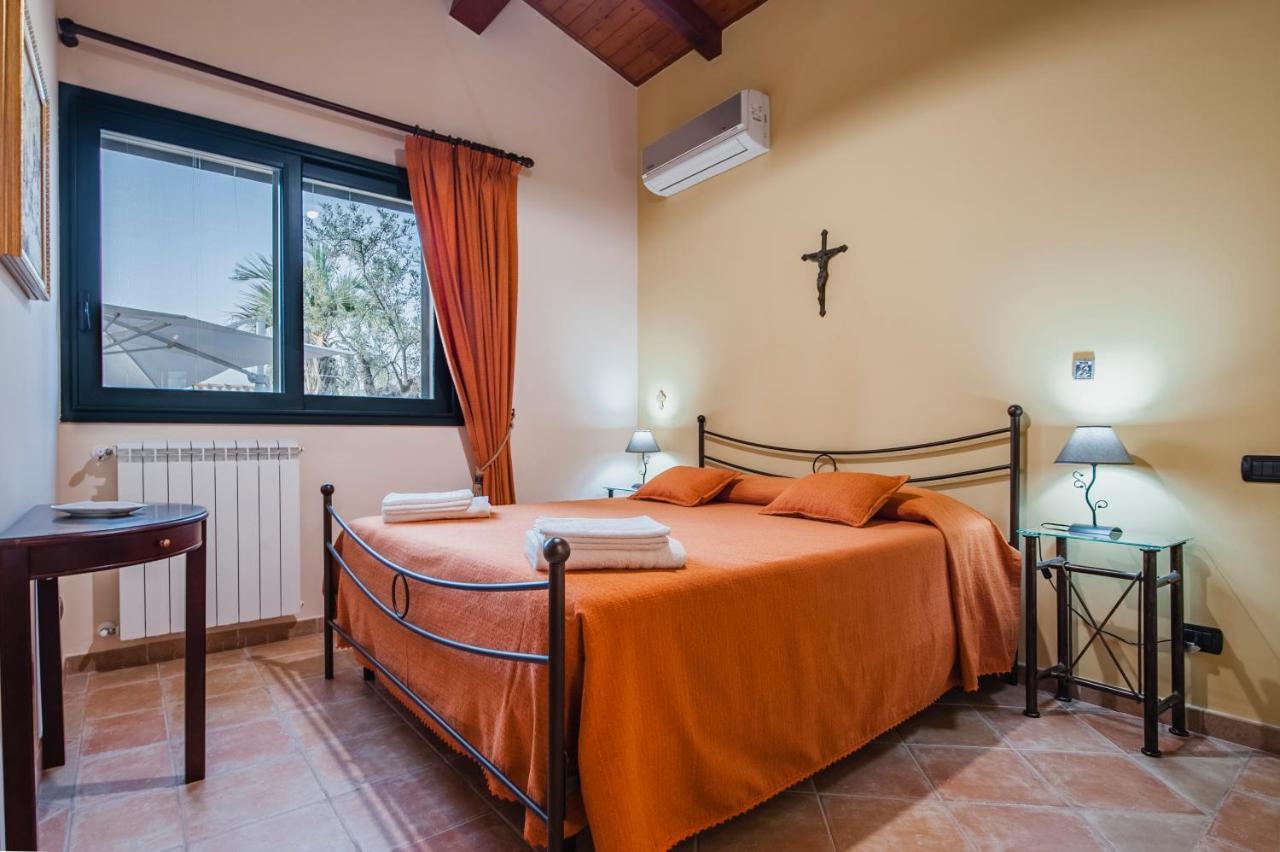Valleforno Country House Di Charme Ispica Exterior foto